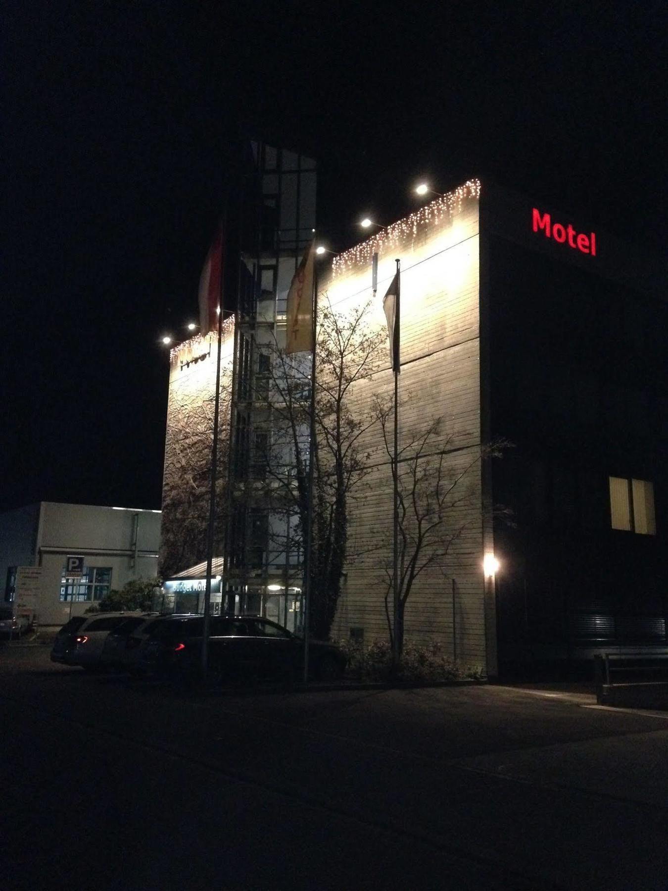 Budget Motel Self Check-In Daellikon Exterior photo